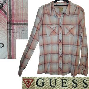 Snap front long sleeve fitted shirt